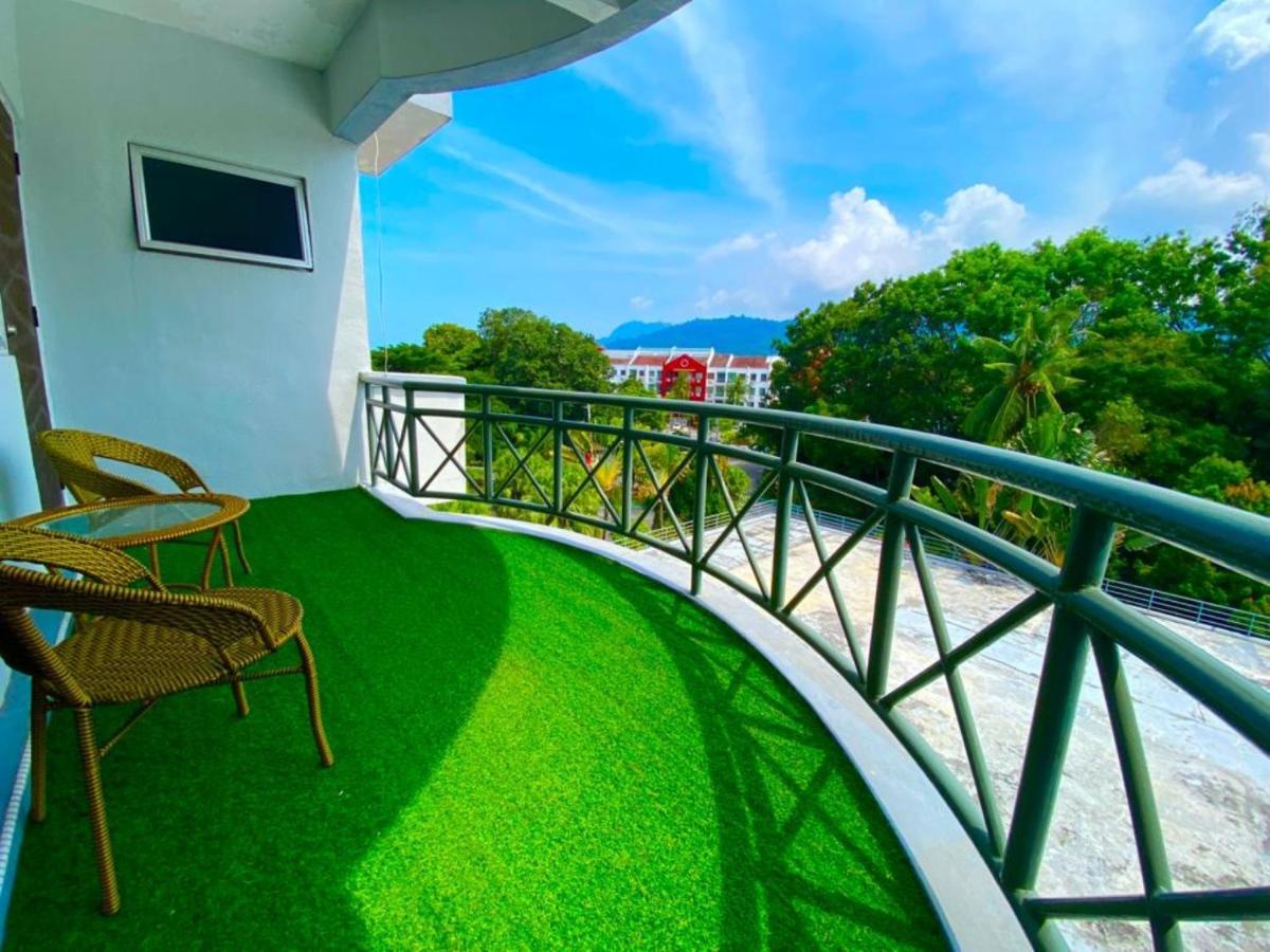 Perdana Serviced Apartment & Resorts Padang Mat Sirat Экстерьер фото