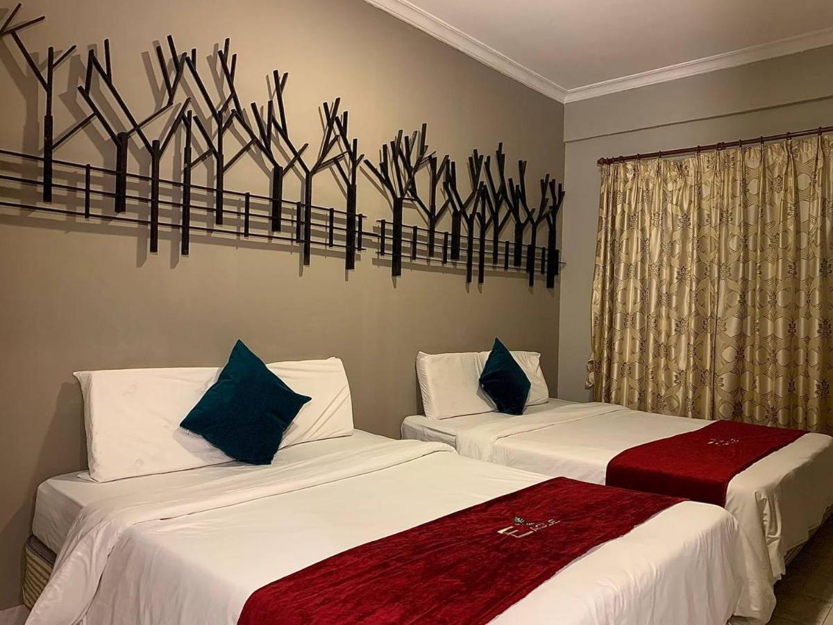 Perdana Serviced Apartment & Resorts Padang Mat Sirat Экстерьер фото