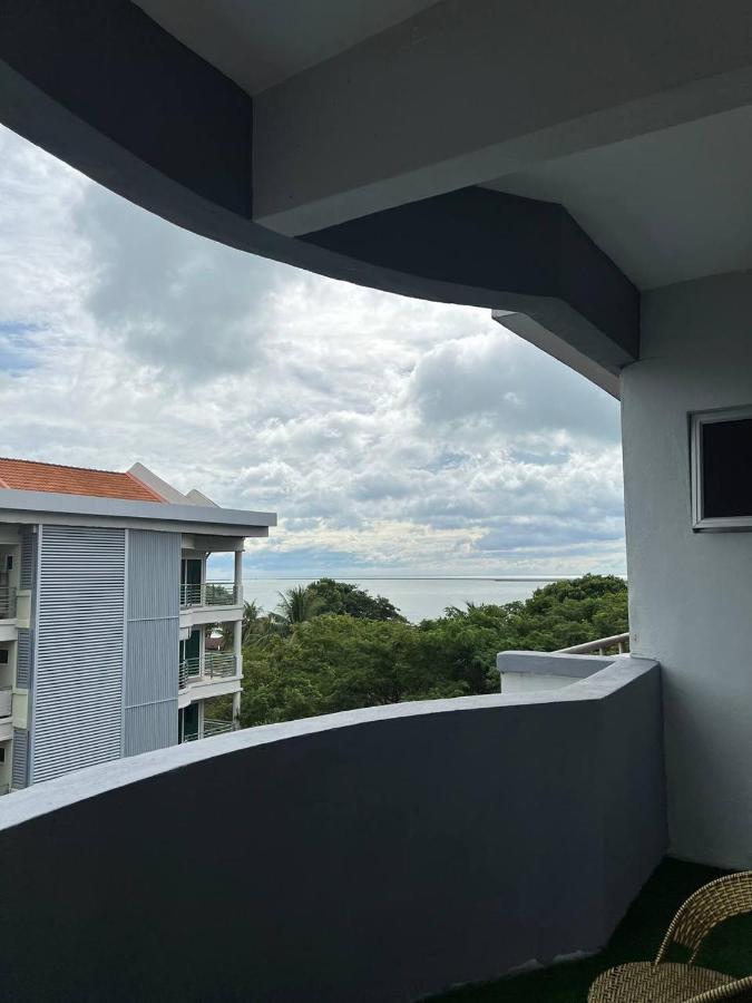 Perdana Serviced Apartment & Resorts Padang Mat Sirat Экстерьер фото