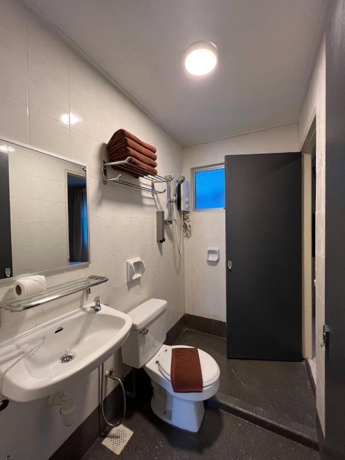 Perdana Serviced Apartment & Resorts Padang Mat Sirat Экстерьер фото